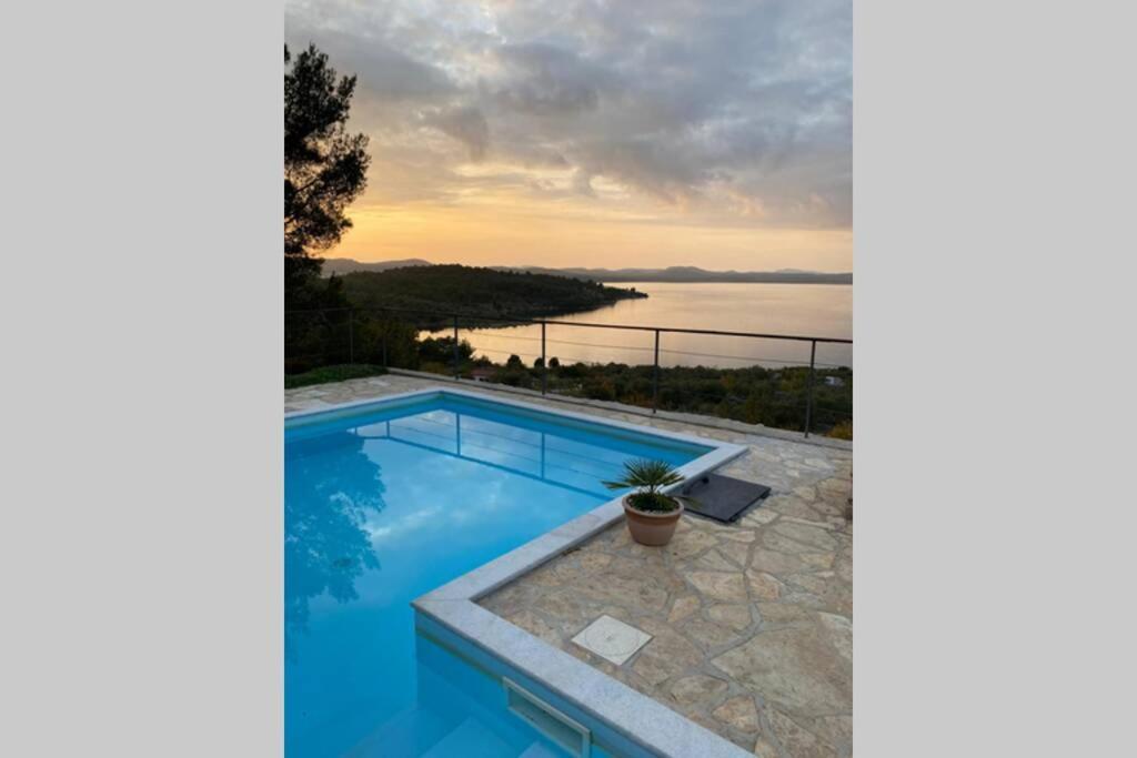 שיבניק Holiday Home Parma מראה חיצוני תמונה